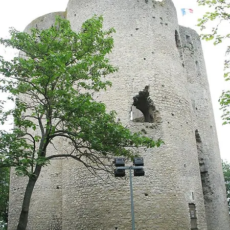Lejlighed Chaleureux A Etampes, France *
