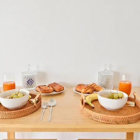 Chaleureux A Etampes, France * 에탕페